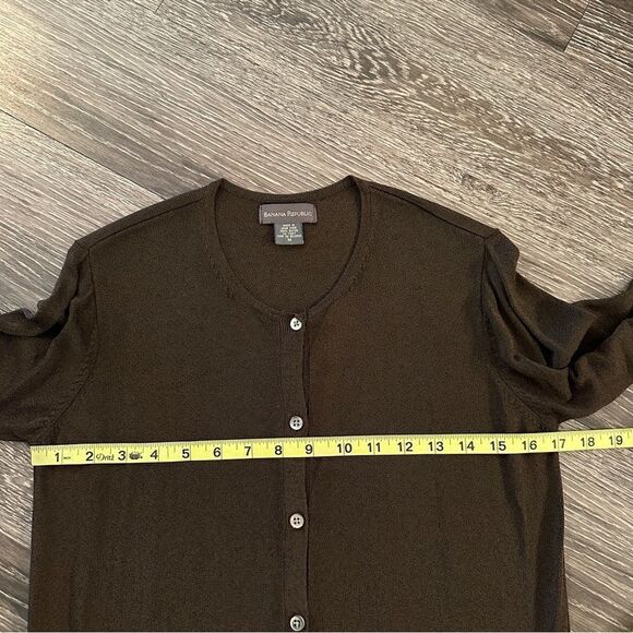 Banana Republic Semi Sheer Vintage Cardigan - Picture 8 of 10